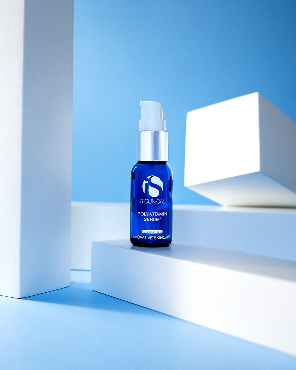 iS Clinical Poly-Vitamin Serum